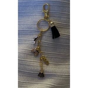 Elegant Gold and Black Keychain Accessory